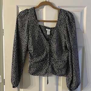 H&M Black and White Patterned Blouse